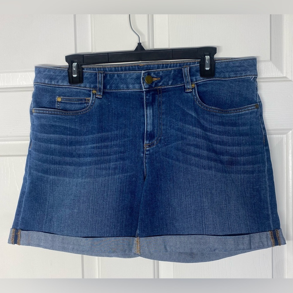 TWO by VINCE CAMUTO Jean Shorts Women 14 Denim 5-Pocket Stretch
